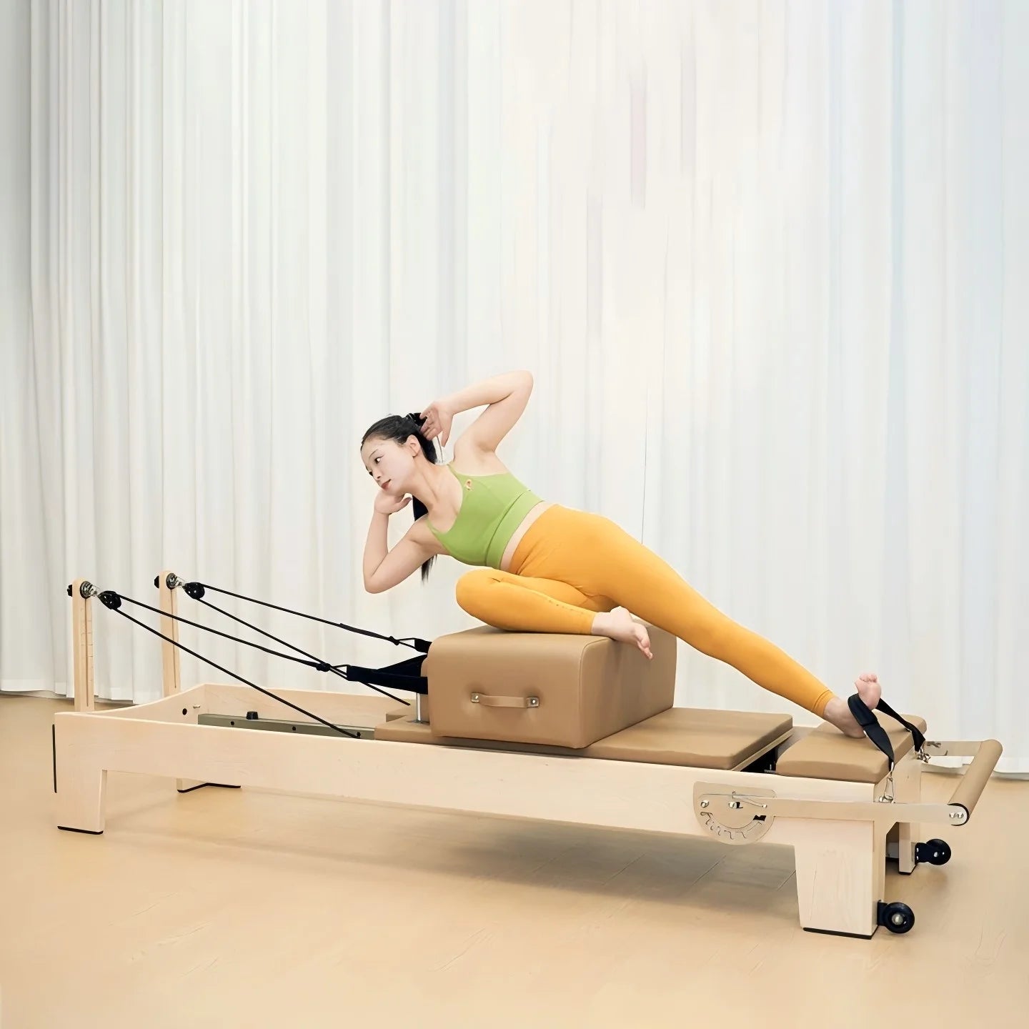 PR014 Professional Commercial Maple Wood Pilates Reformer Durable Sliding Bed Pink Studio Equipment