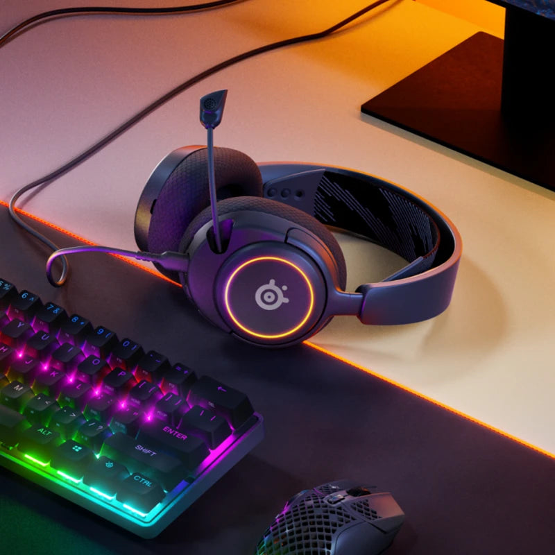 SteelSeries Arctis Nova 3 RGB Wired Gaming Headset the Lightweight Headphone with ClearCast Gen 2 Mic 360 Spatial Surround Sound