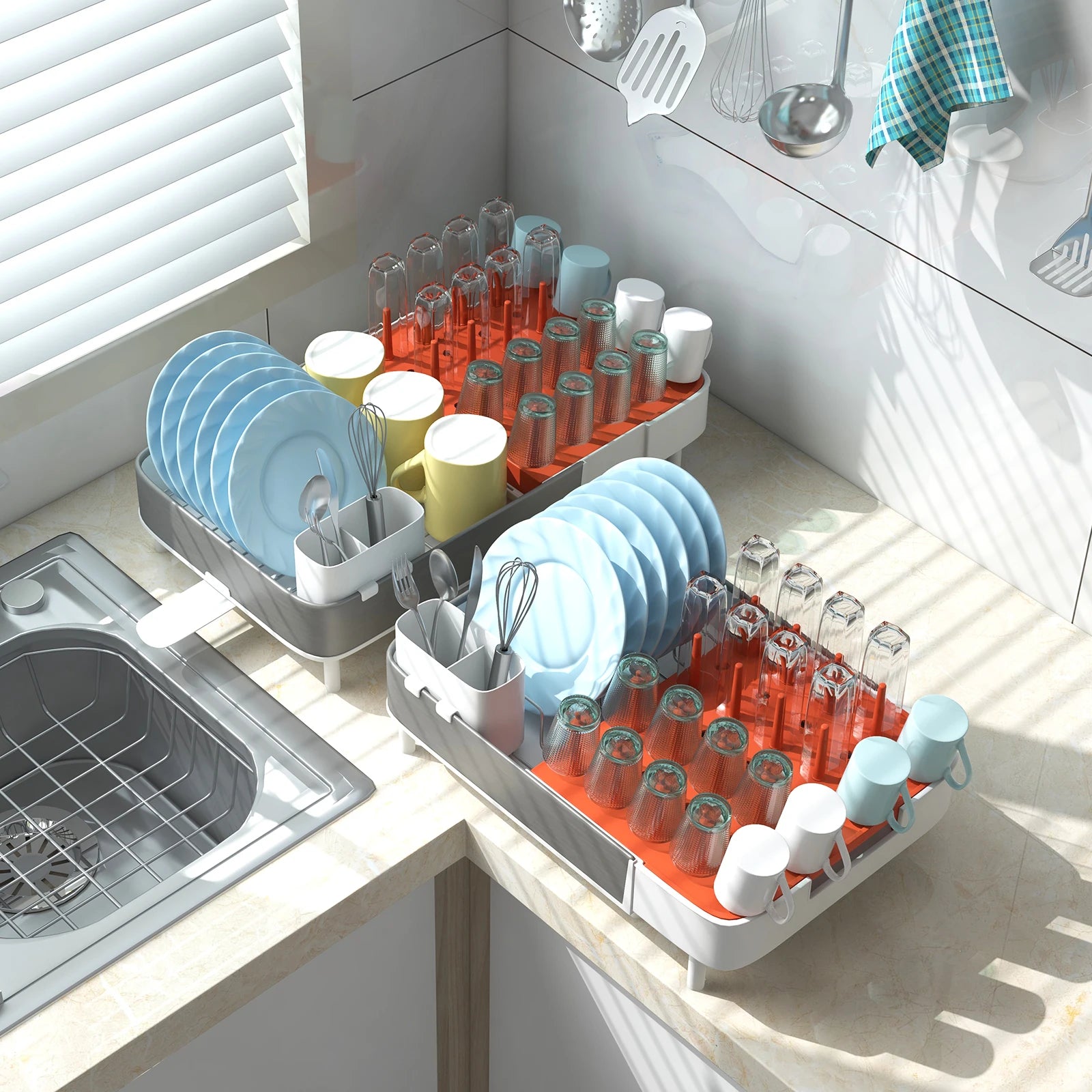 Adjustable Drainer Rack, Expandable Dish Rack with Removable Cutlery Holder & Cup Holder, 360 ° Rotating Outlet
