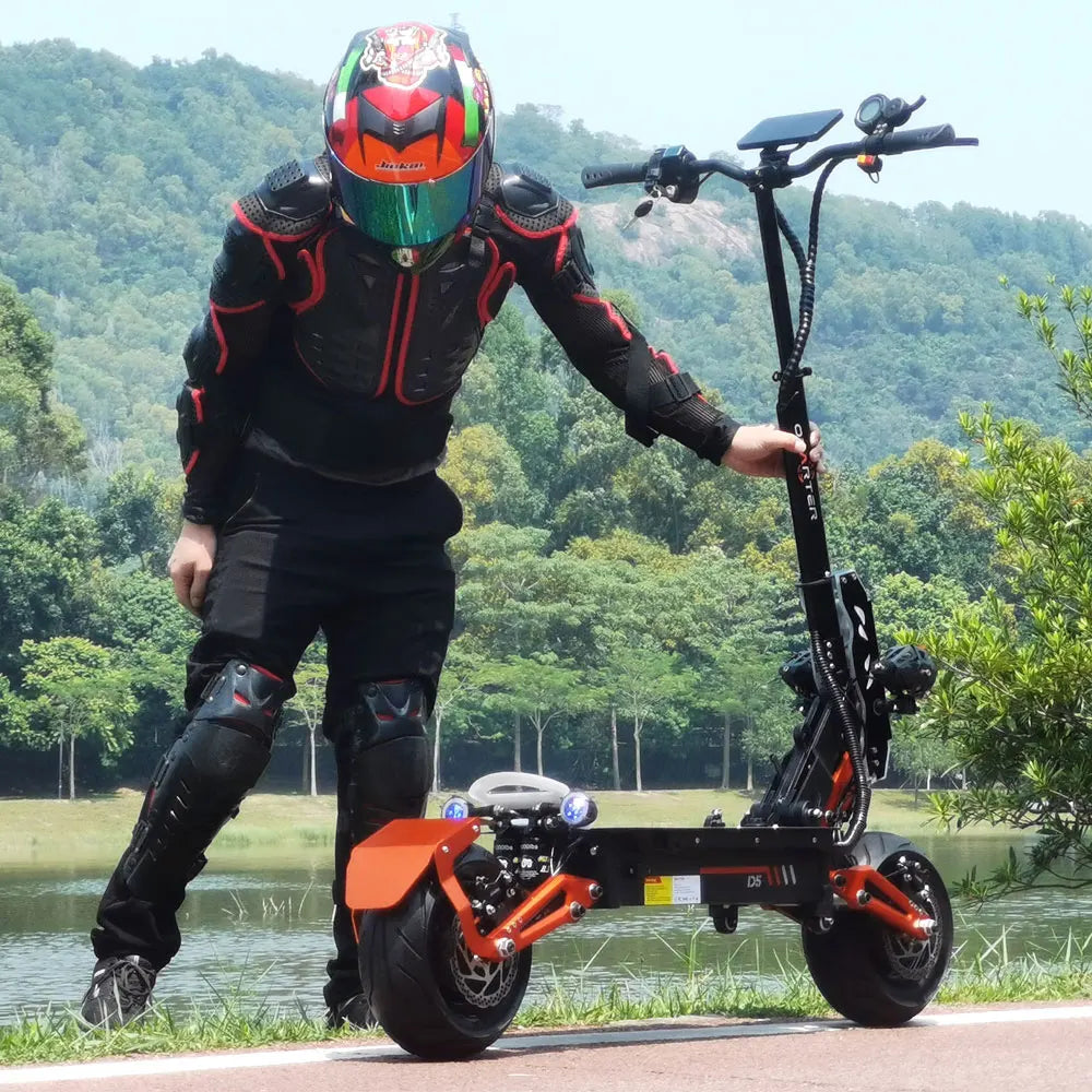 D5 scooter with Removable Battery Fast Speed 70kmh Obarter Electric Scooter Long Range 12 inch Tire 48V 5000W Scooter