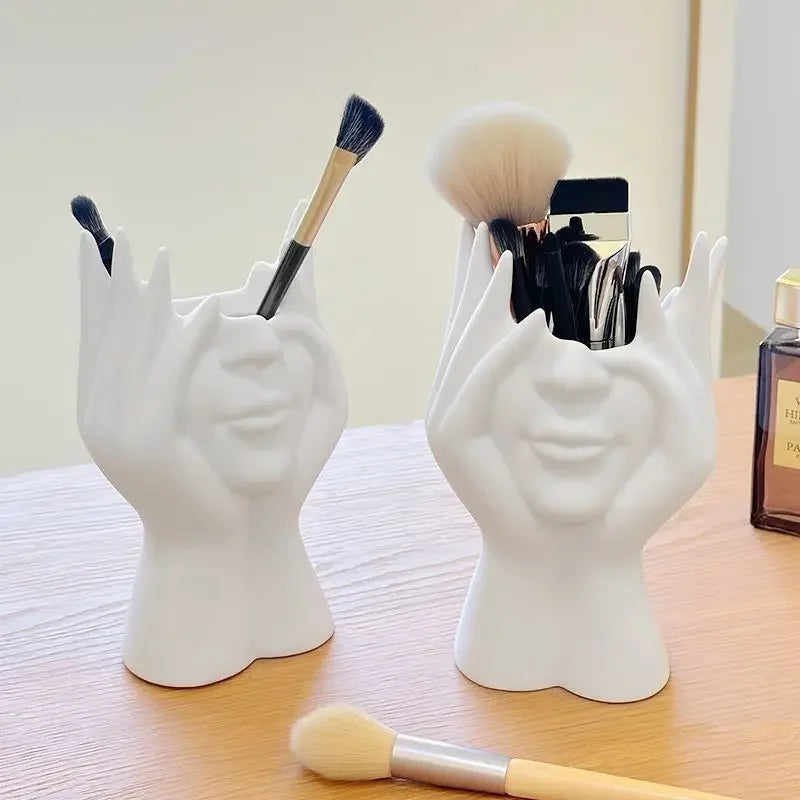 Desktop Ornament, Abstract Facial Art Ornament, Office Decoration, High-end Feeling, Student Pen Holder, Makeup Brush, Accessory