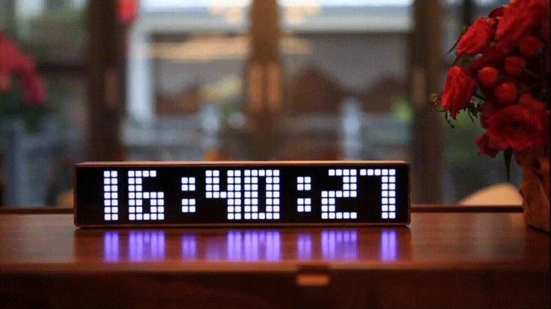 LED Desk Clocks Solid Wood Table Clocks Creative Digital Electronic Clock Modern WiFi Desktop Clock for Living Room Furniture