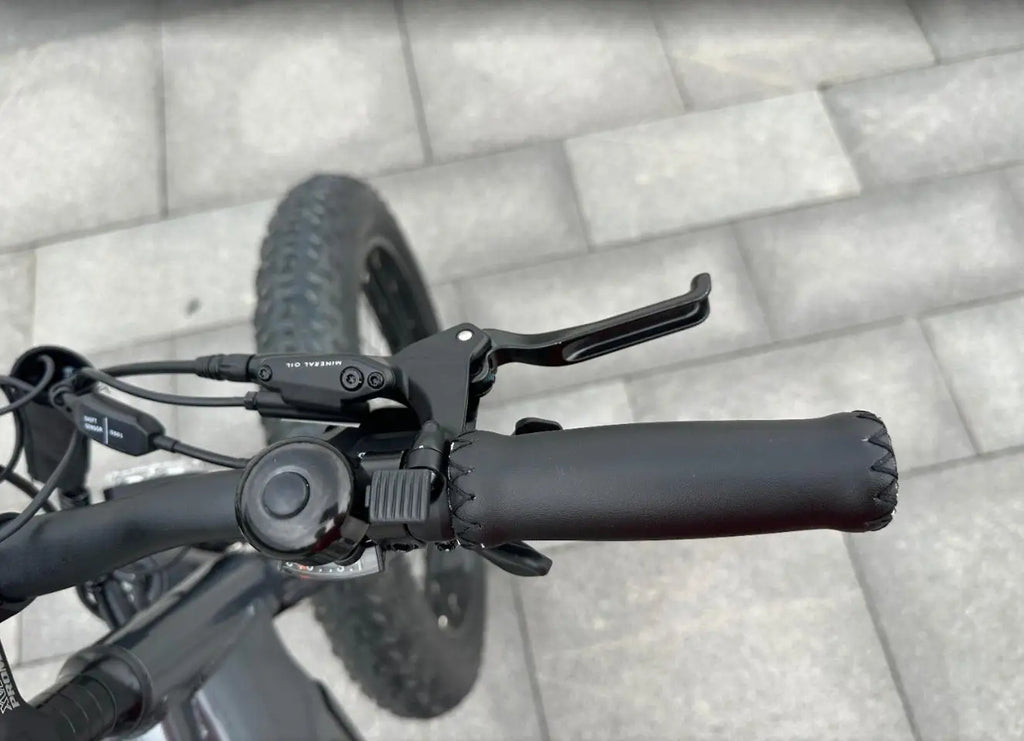 2026 New Model Mountain Electric Bicycle 48V 1000W 17.4Ah Mid-Drive Motor, 26"×4.0 Fat Tire Ebike For Outdoor & Adults