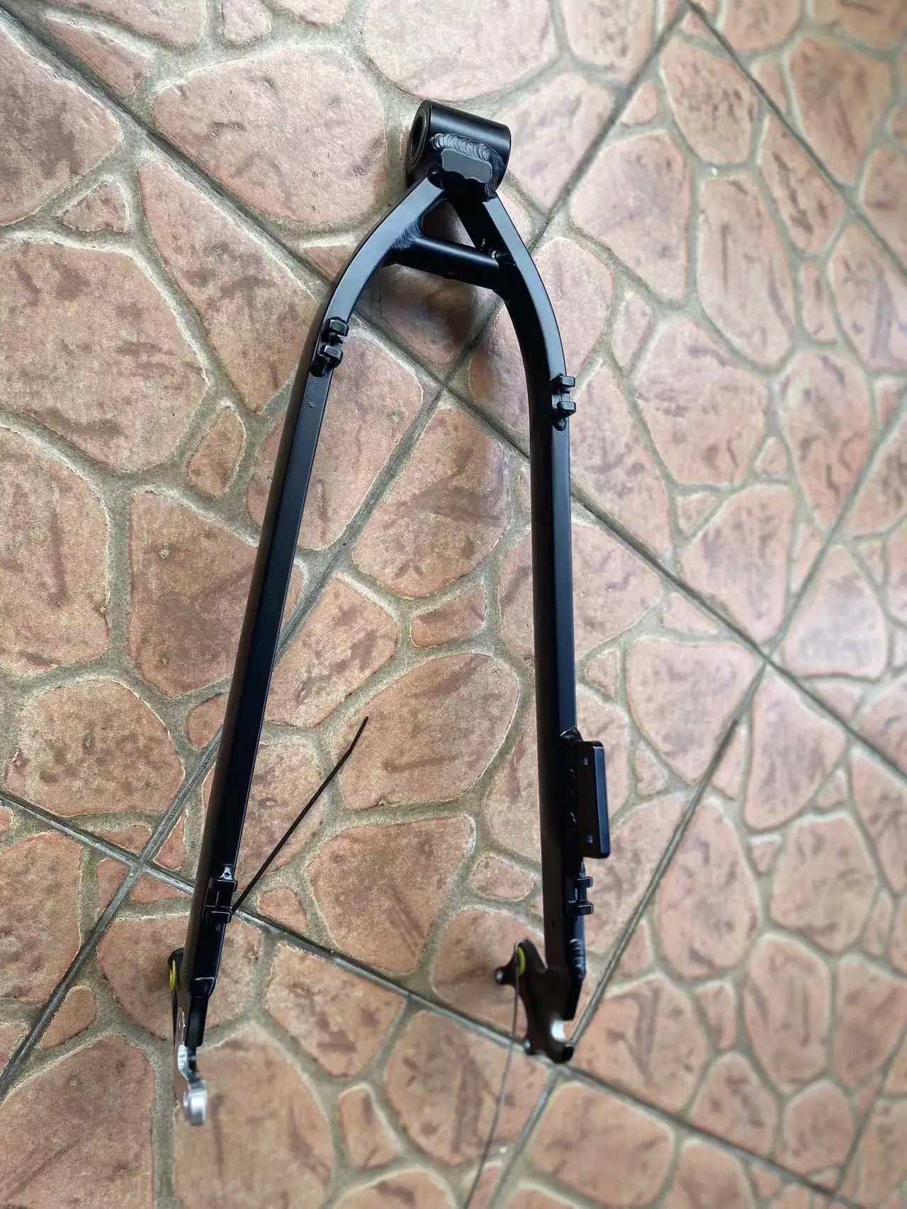26*4.0fork  26*4.0 rear fork flat fork  Bicycle accessories 26*4.0 fat tire fork Electric bicycle accessories fork frame 20*4.0