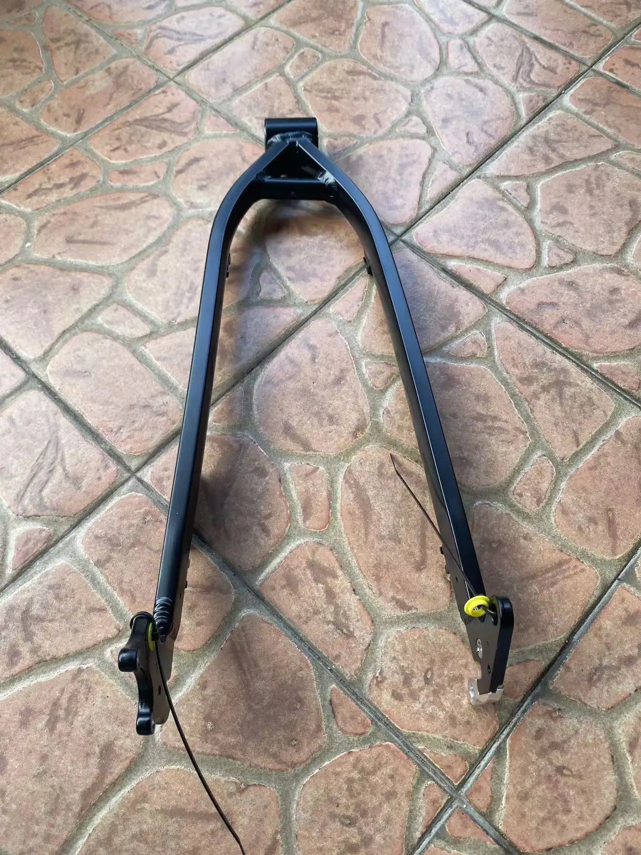 26*4.0fork  26*4.0 rear fork flat fork  Bicycle accessories 26*4.0 fat tire fork Electric bicycle accessories fork frame 20*4.0