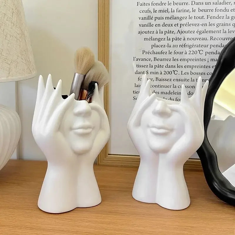 Desktop Ornament, Abstract Facial Art Ornament, Office Decoration, High-end Feeling, Student Pen Holder, Makeup Brush, Accessory