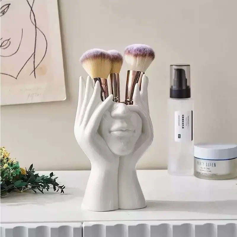 Desktop Ornament, Abstract Facial Art Ornament, Office Decoration, High-end Feeling, Student Pen Holder, Makeup Brush, Accessory